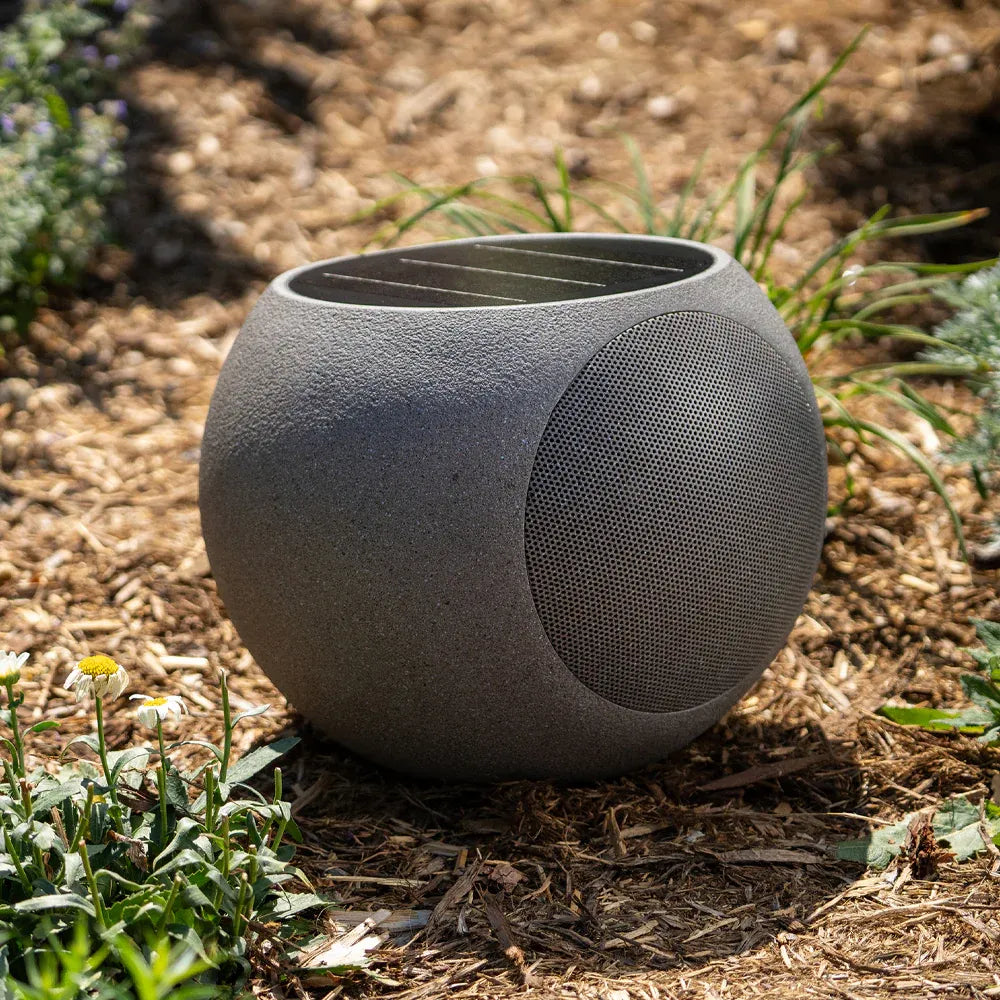 VICTROLA Zen Premium Solar Garden Speaker Victrola