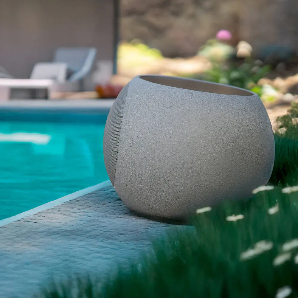 VICTROLA Zen Premium Solar Garden Speaker Victrola