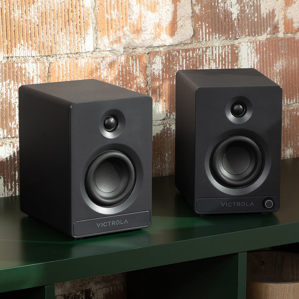 VICTROLA Automatic Turntable + VICTROLA Tempo Bookshelf Speakers Bundle (Black)